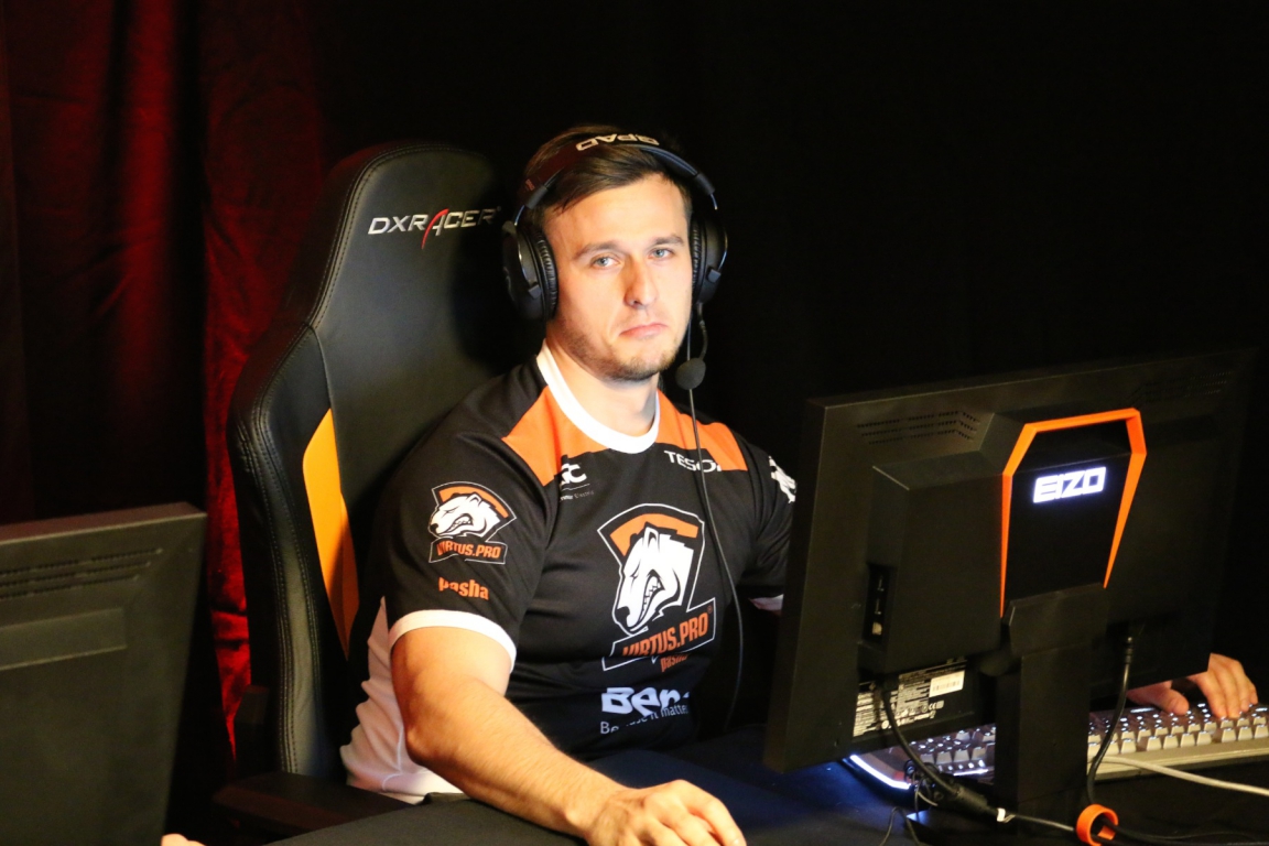 Sad pasha at the Fragbite Masters finals.