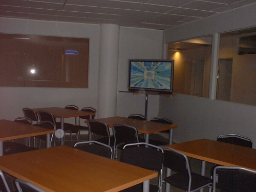 På bildskärmen kommer bland annat HLTV från Sveriges match mot Tyskland i Nations Cup att visas.