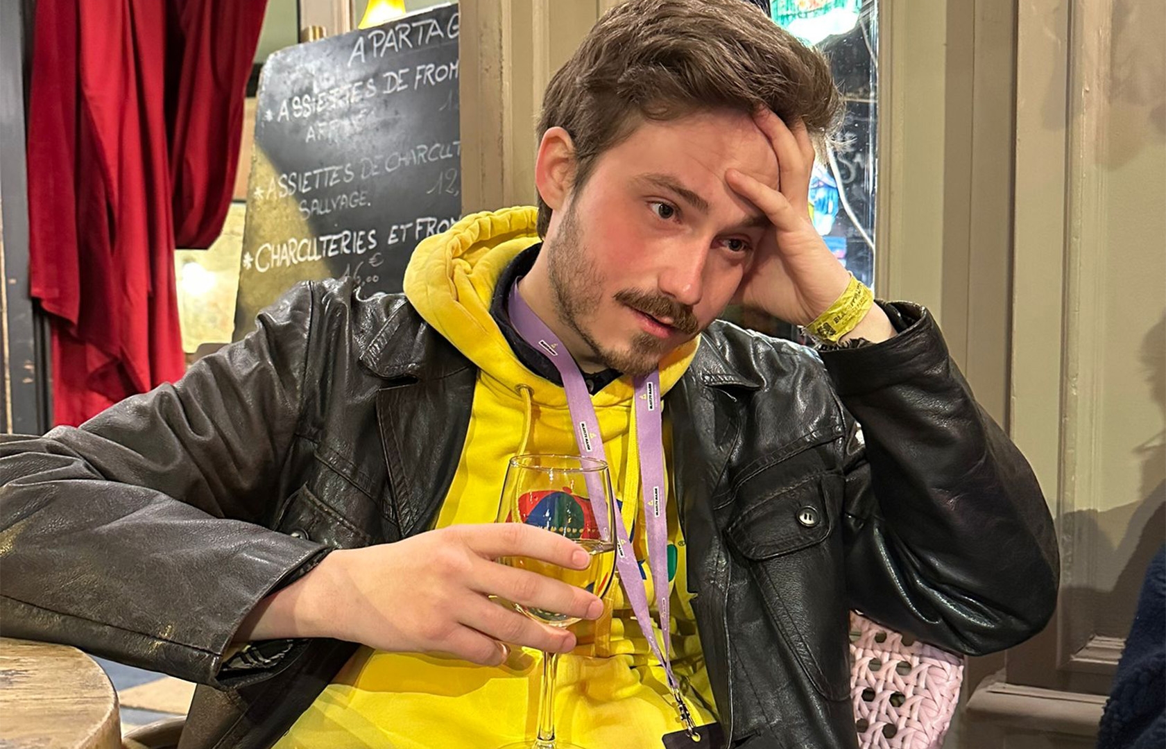 Jag lämnar er med en bild på mig i Paris när NIP blivit utslagna ur Majorn